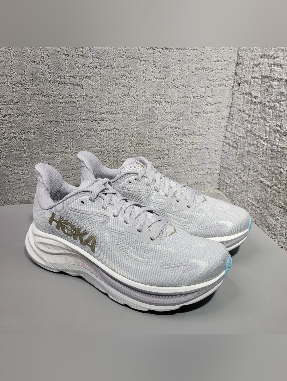 Hoka One One Clifton 10 Womens Size US 7.5B Ash Gray/Foggy Gray Athletic Shoes - Picture 14 of 15